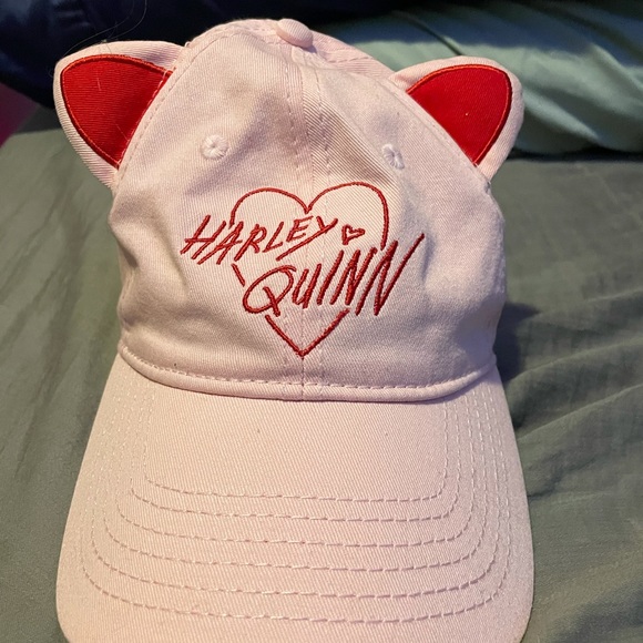 Size small - Picture 2 of 7